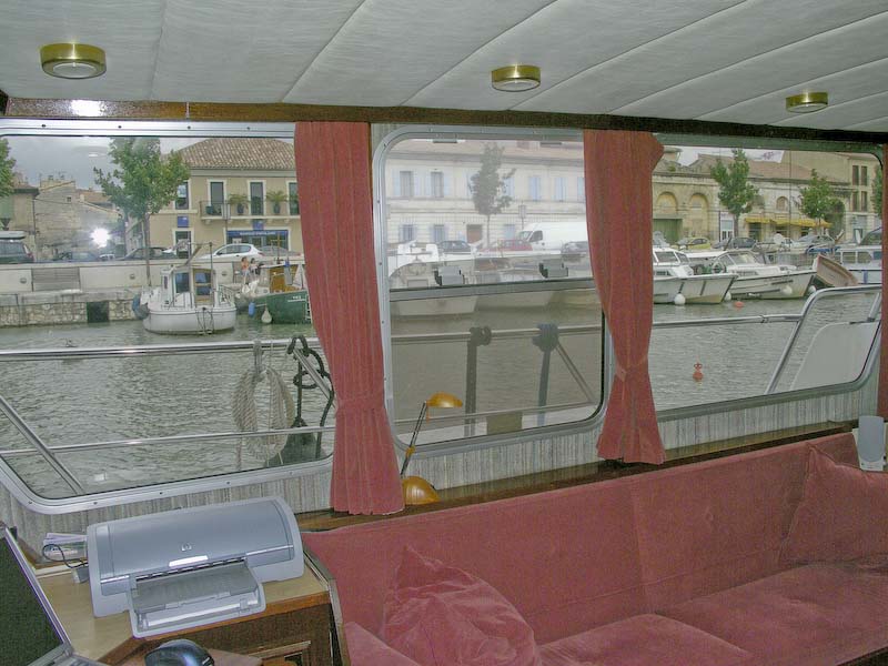 07_Salon_-_Picture_Windows.psd